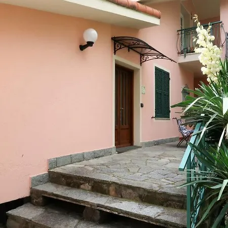 Diano Evigno Sleeps 17 Pool Air Con Wifi Holiday home *