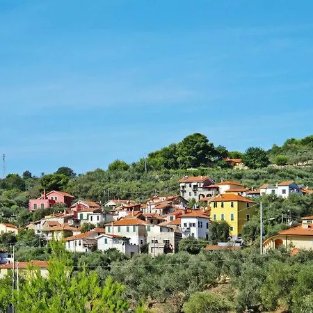 Holiday home Diano Evigno Sleeps 17 Pool Air Con Wifi