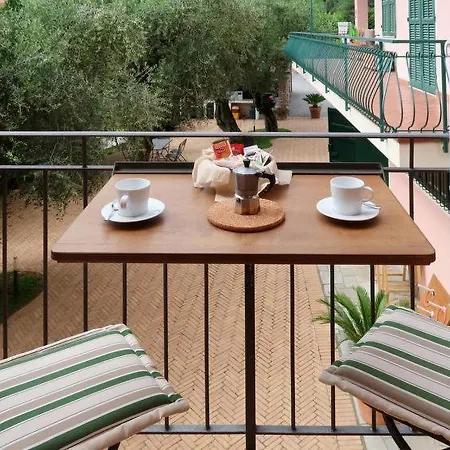 Diano Evigno Sleeps 17 Pool Air Con Wifi Diano Borello