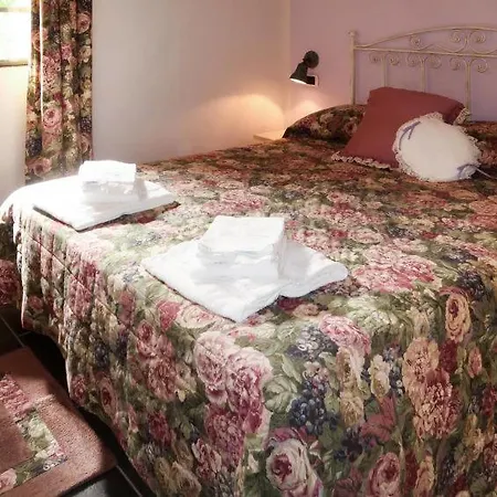 Diano Evigno Sleeps 17 Pool Air Con Wifi *